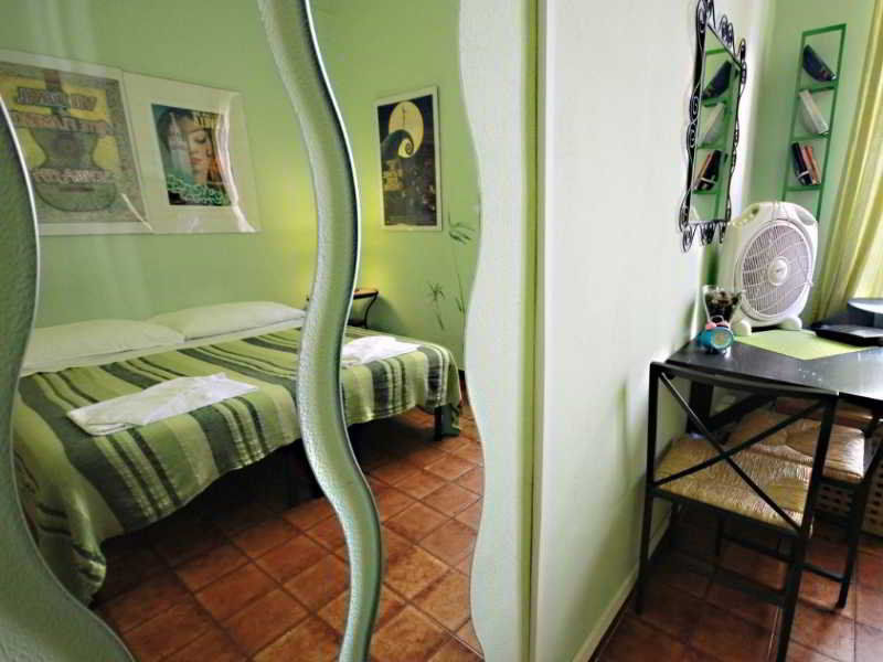 Hotel Sixbeds Roma Exterior foto