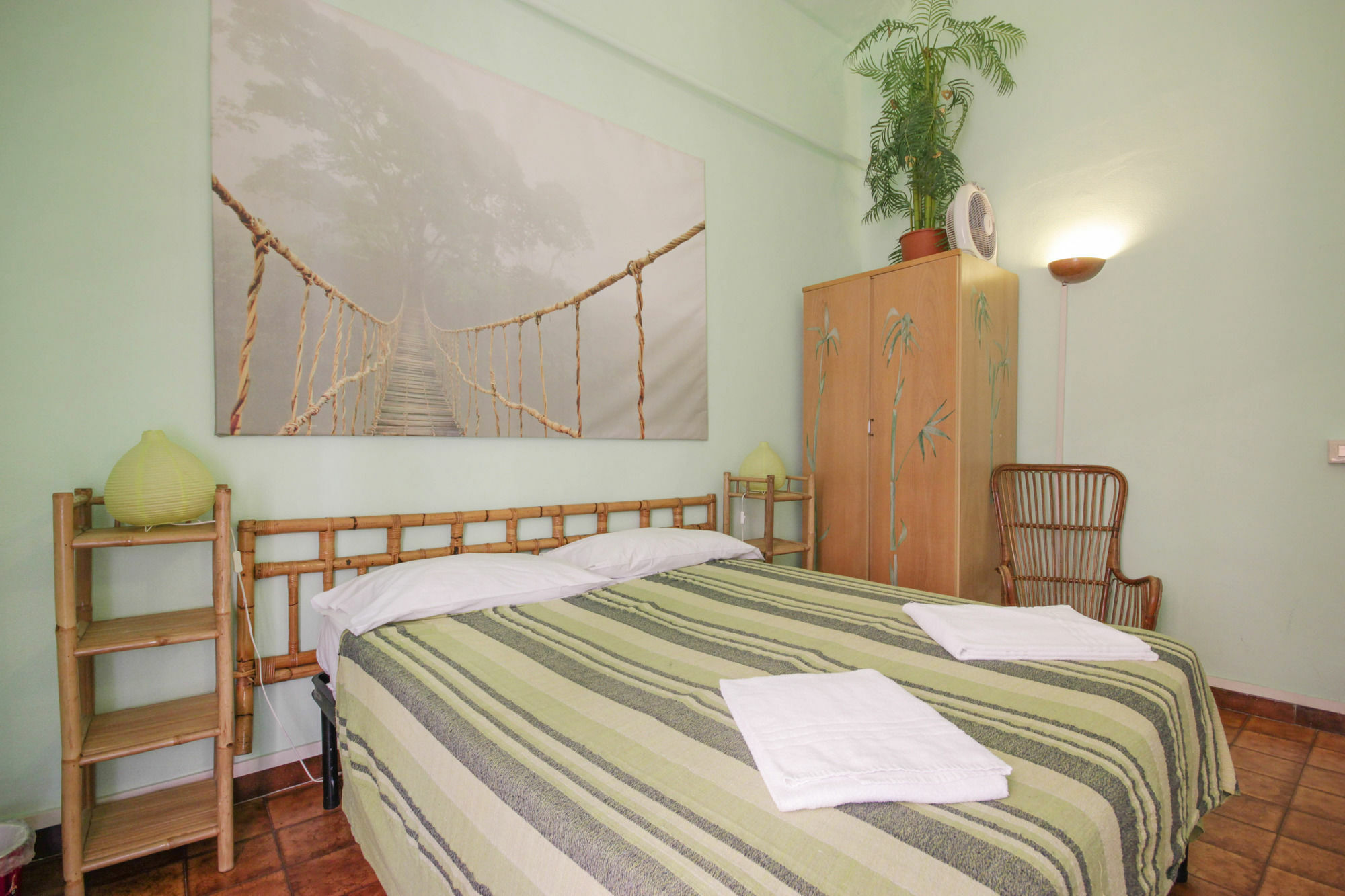 Hotel Sixbeds Roma Exterior foto