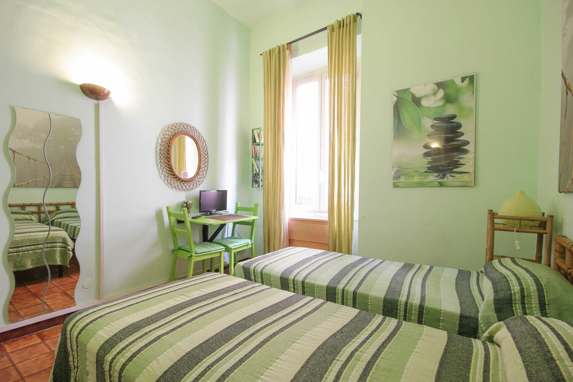 Hotel Sixbeds Roma Exterior foto